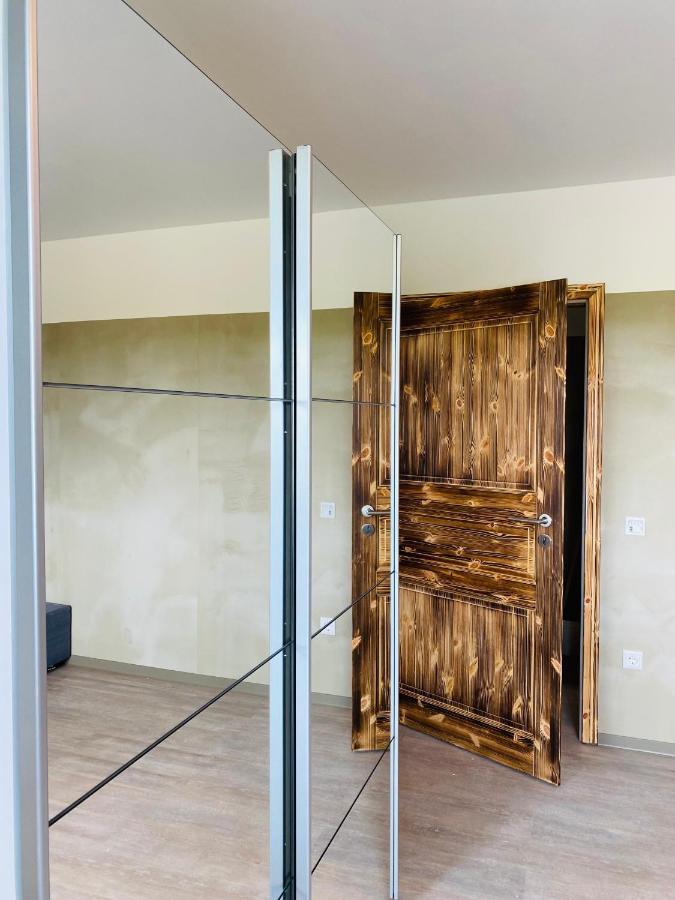 Phoenix Apartments - Monteurwohnung Mit Riesiger Parkflaeche Bielefeld Exteriör bild