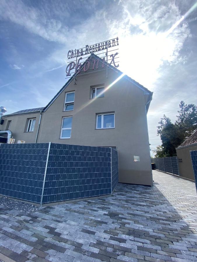 Phoenix Apartments - Monteurwohnung Mit Riesiger Parkflaeche Bielefeld Exteriör bild